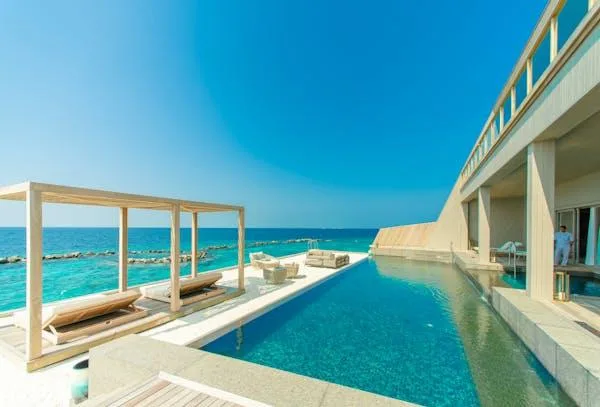 £3.2m Villa Refurbishment